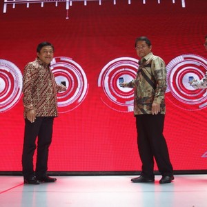 Telkomsel dan TNP2K Uji Coba Kirim Bansos Lewat Ponsel