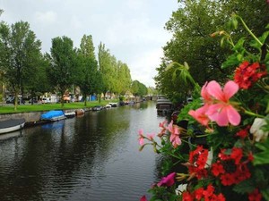 Tips Traveling Untuk Hijaber ke Belanda