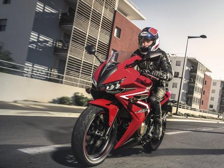 Ini Dia Honda CBR500R, Ada Beberapa Fitur Baru