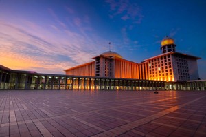 Menpar Optimis Indonesia Raih World Halal Travel Awards 2015