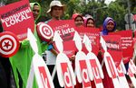 Demo Kedaulatan Pangan di Istana Negara