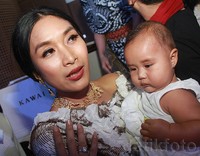 Anak pertamanya itu terlihat sangat menggemaskan dengan pipi chubby-nya. Pool/Gus Mun/detikFoto.