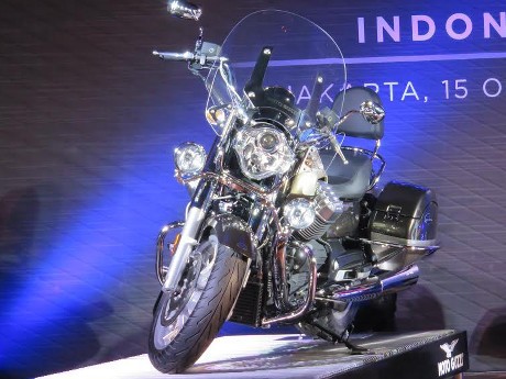 Begini Cara Piaggio Indonesia Besarkan Nama Moto Guzzi