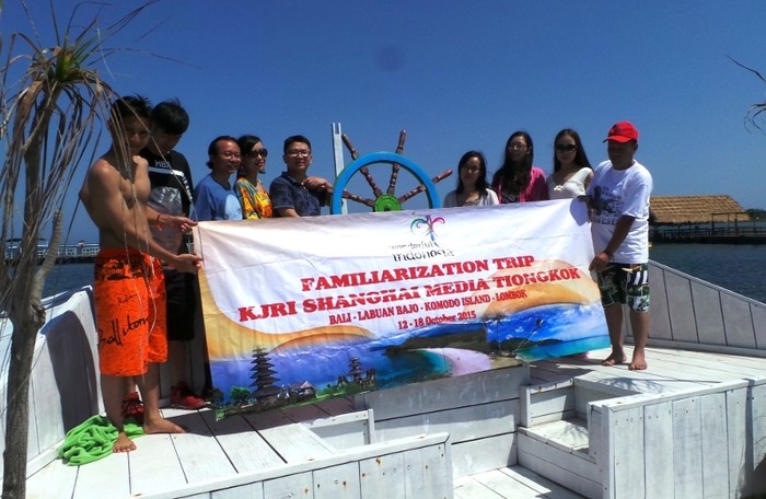 Main Watersport di Bali, Para Jurnalis Tiongkok: Seru!