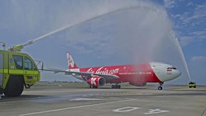 Indonesia AirAsia X Terbang Perdana Bali-Sydney