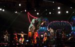 Pecahnya Parade Kebudayaan Nusantara di Panggung Konser Slank Reog N Roll