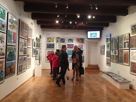 Karya Anak Negeri Pukau Publik Polandia