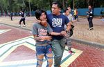 Petugas Amankan Perusuh di Sekitar GBK