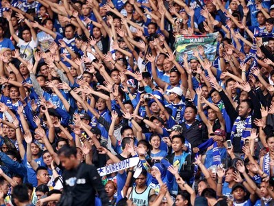 GBK Mulai Dipenuhi Ribuan Suporter