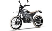 PED2 didesain untuk bisa menaklukkan semua medan. Dengan karakter yang bersih, tidak bising, rider bisa menikmati motor listrik untuk melaju di alam bebas menggunakan PED2. Istimewa/Dok Yamaha.