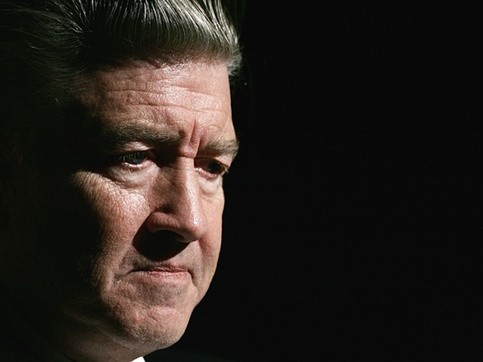 Autobiografi David Lynch Akan Menyerang Media