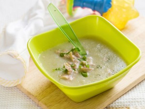 Kentang Lumat Brokoli dan Burger, Sarapan si Kecil yang Enak Bernutrisi