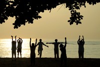 Untuk di Bali, Sanur menjadi salah satu tempat sempurna melihat matahari terbit. Karena kawasan ini memang langsung menghadap timur. Ditambah, suasananya yang tidak terlalu ramai (Andi Saputra/detikTravel)