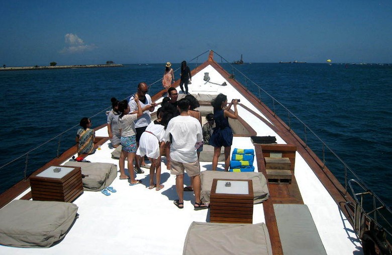 yacht di bali naik kapal yacht di bali serasa di hotel bintang 4 yacht di bali naik kapal yacht di bali serasa di hotel bintang 4