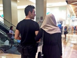 Makin Mesra, Indra Bruggman Sudah Nikah dengan Soraya Abdullah?