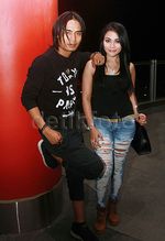 Ehm... Charly dan Regina Mesra Lagi