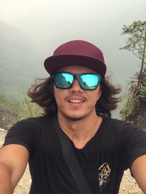 Kenalkan! David John Schaap, si Ganteng yang Suka Petualangan Kenalkan! David John Schaap, si Ganteng yang Suka Petualangan
