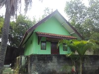 Makam Pangeran Wiraguna kini diurus oleh seorang juru kunci yang tinggal di kawasan Jagakarsa, Jakarta Selatan. Dia menjaga makamnya dengan terawat, bersih dan ada di suatu rumah kecil (Afif/detikTravel)