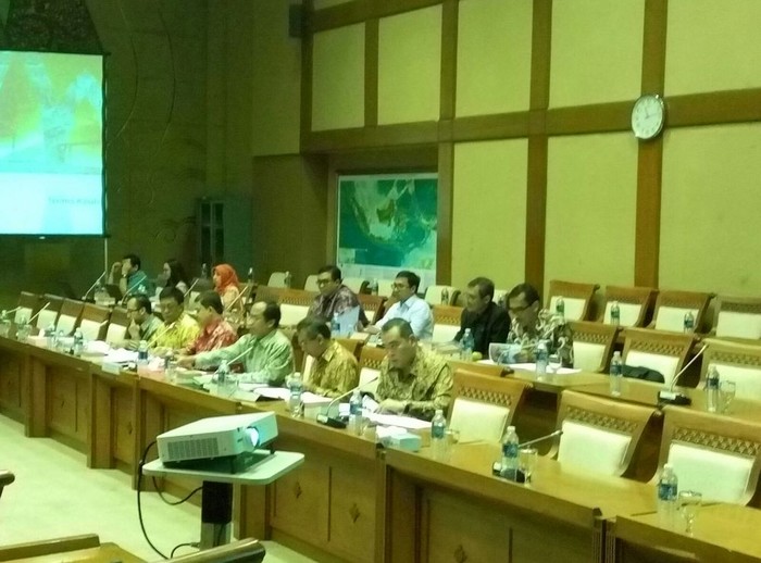 Komisi VII Ribut Soal Izin Ekspor Bijih Nikel Antam