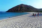 Mawun, Pantai Surga yang Sepi di Lombok