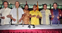 Terkait kubu Agung yang meminta digelar munas memilih ketum baru. Permintaan itu ditolak mentah-mentah oleh Ical. Lamhot Aritonang/detikFoto.