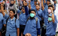 Mereka meminta agar pejabat BEI bisa menyampaikan aspirasi mereka kepada PT Jasa Marga (Persero) Tbk, perusahaan yang terdaftar di bursa.