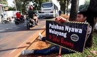 Badan Kesehatan Dunia (WHO) pada Mei 2015 merilis sekitar 1,24 juta orang meninggal dunia setiap tahunnya akibat kecelakaan lalu lintas di jalan raya. Kasus tersebut sebagian besar terjadi di negara-negara berkembang.