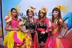 Putri Bahar Heboh dan Ngejreng Banget!