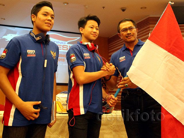 Ketum IMI Nanan Soekarna Lepas Pegokart RMC Indonesia