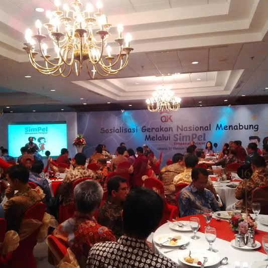 Kumpul Bareng Para Gubernur, Ketua OJK Bahas Tabungan