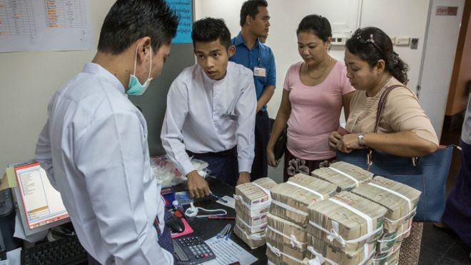 Kyat Melemah, Myanmar akan Batasi Penggunaan Dolar AS