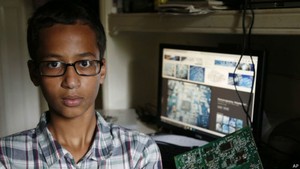 Bocah Ahmed Pembuat Jam Asal AS Terima Beasiswa Qatar