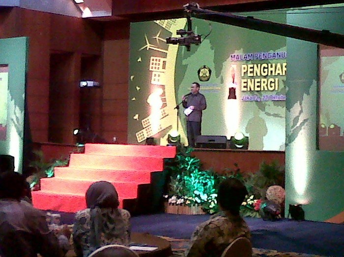 13 Tokoh, Pemda, dan Perusahaan Dapat Penghargaan Energi