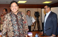 Achsanul saat tiba di gedung DPR untuk menghadiri rapat dengan Pansus Pelindo II. Pool/Lamhot Aritonang/detikFoto.