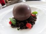 Enaknya Foie Gras Duo dan Banana Chocolate Sphere dengan Sentuhan Eropa