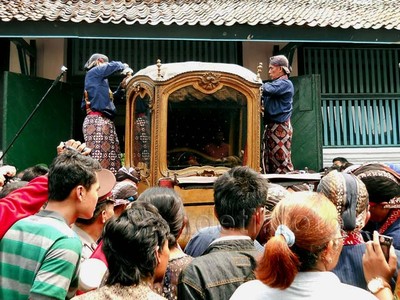 Jamasan Kereta Keraton Yogyakarta