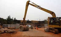 Pembangunan jalan tol ini ditargetkan selesai Juli 2016. Lamhot Aritonang/detikFoto.