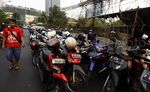 Parkir Liar Memakan Badan Jalan Teluk Betung