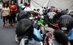 Parkir Liar Memakan Badan Jalan Teluk Betung