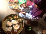 Warga Banjarnegara Gelar Tradisi Tenongan