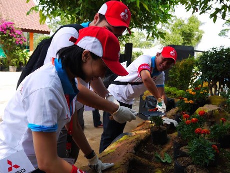 Mitsubishi Renovasi Sekolah Dasar