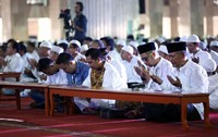 Dzikir akbar ini digelar oleh First Travel dan masjid Istiqlal.