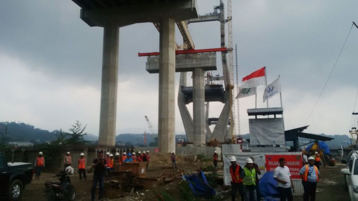 Proyek Jembatan Merah Putih Molor, Menteri PU Terbang ke Ambon