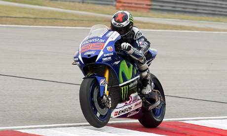 Lorenzo Tak Mau Komentari Insiden Rossi-Marquez