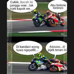 Insiden Sepang Clash Rossi vs Marquez Jadi Meme Lucu