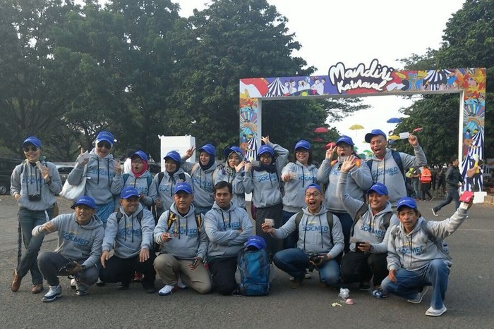 17 Agen Medsos di Balik Kehebohan Mandiri Karnaval