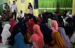 Anies Baswedan Kunjungi Sekolah yang Terkena Kabut Asap