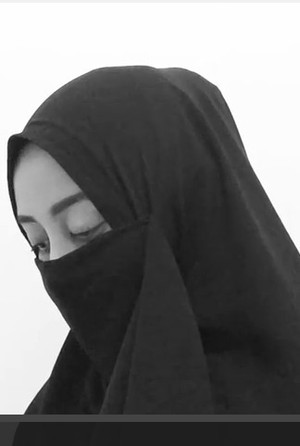 Hijabers Korban Poligami yang Videonya Populer Tutup Pintu Rujuk dengan Suami