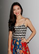 Merah Merona Bibir Raline Shah