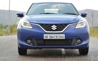 Untuk varian tertinggi, Baleno dilengkapi lampu day running light LED, lampu depan HID. Pool/Indianautosblog.
